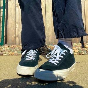 Converse faux suede unisex women’s size 9 mens size 7